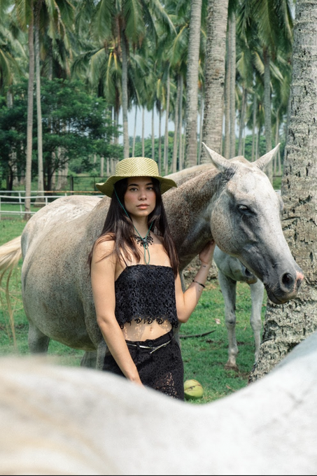 sunhat in pandan